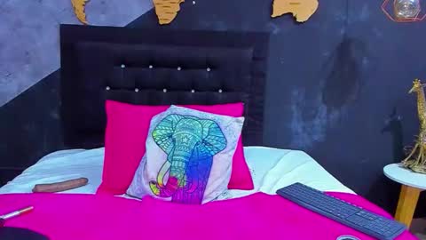  MARIAM online show from October 2025 01:54:02 PM