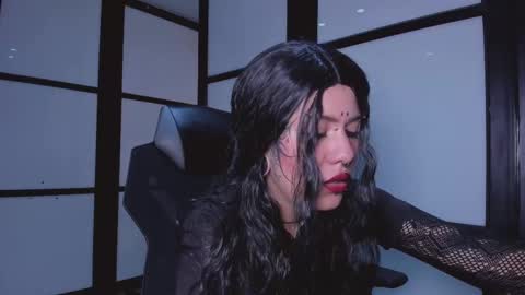 Snapshot of mariam_noir chatting on October 2025 07:04:02 PM mariam_noir online show from October 2025 07:04:02 PM