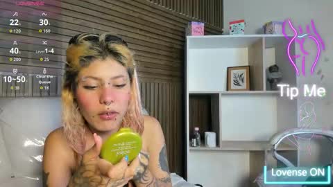 Snapshot of mariam_noir chatting on November 2025 09:08:01 PM mariam_noir online show from November 2025 09:08:01 PM