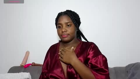 marianaee online show from October 2025 03:43:02 AM