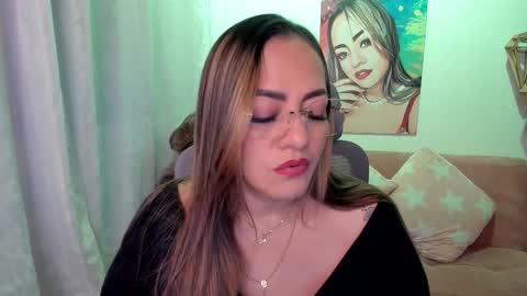 Snapshot of marianalopez81 chatting on October 2025 12:08:01 AM Mariana Lopez online show from October 2025 12:08:01 AM