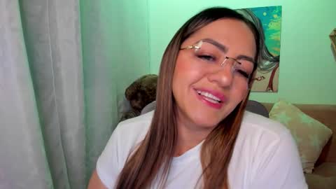 Snapshot of marianalopez81 chatting on October 2025 02:03:02 AM Mariana Lopez online show from October 2025 02:03:02 AM