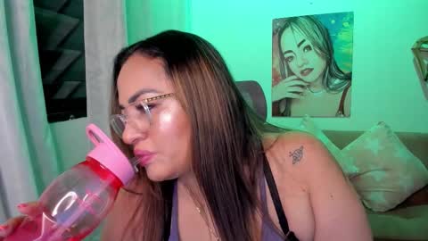 Snapshot of marianalopez81 chatting on November 2025 12:55:02 AM Mariana Lopez online show from November 2025 12:55:02 AM