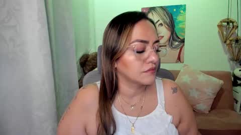 Snapshot of marianalopez81 chatting on November 2025 01:14:02 AM Mariana Lopez online show from November 2025 01:14:02 AM