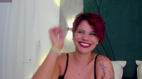 Mariana online show from January 2025 10:51:01 PM