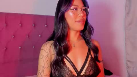 mariana williams online show from October 2025 01:58:02 AM