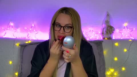 Maria online show from December 2024 01:25:01 AM