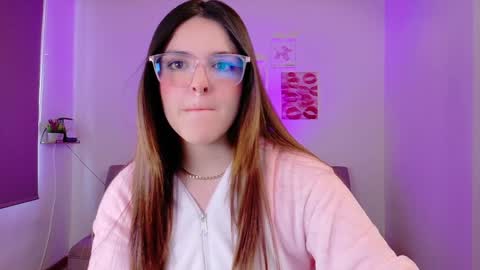 Snapshot of mariangeel_ chatting on January 2025 03:20:01 PM mariangeel_ online show from January 2025 03:20:01 PM