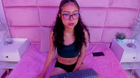 marianna_ray_ online show from February 2025 12:32:01 PM