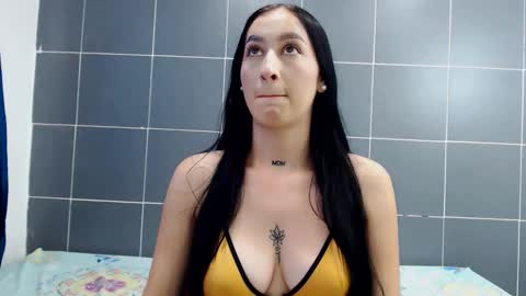 Mariangel online show from October 2025 08:10:01 PM