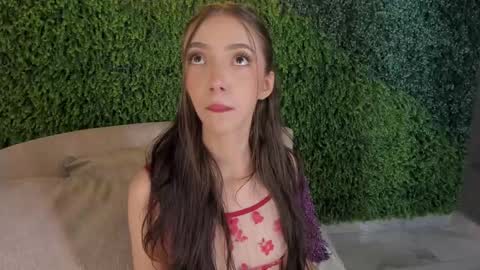 Maria Pettit online show from February 2025 12:37:01 PM