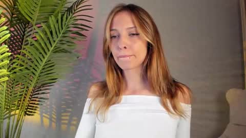 Masha online show from September 2025 04:07:01 PM