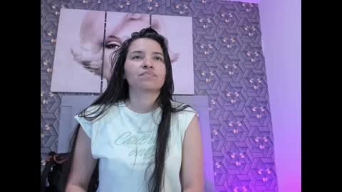 Marie online show from September 2025 02:27:02 PM