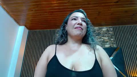 marie_hss online show from October 2025 08:27:02 PM