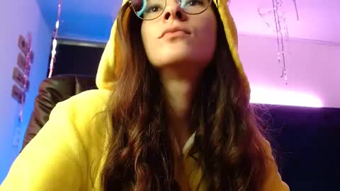 Mariie online show from January 2025 07:00:02 PM