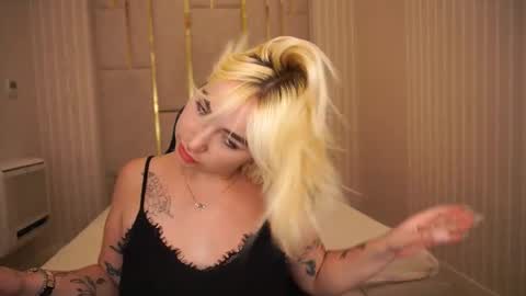 Mariella online show from September 2025 01:36:01 PM