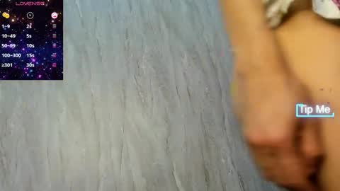 Marie online show from February 2025 01:11:02 AM