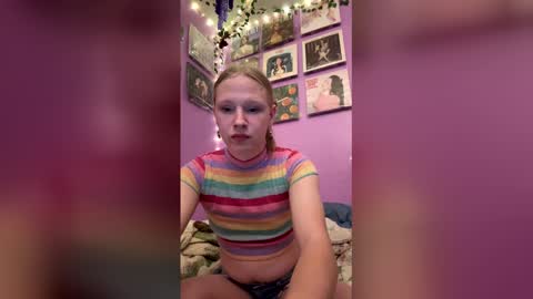 Snapshot of marigoldgoddess chatting on December 2025 04:06:01 AM Marigold online show from December 2025 04:06:01 AM