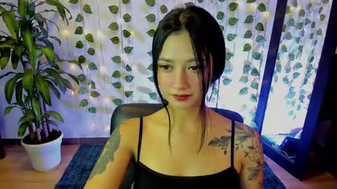 Snapshot of mariianadiaz1_ chatting on February 2025 03:47:01 PM Maryyy online show from February 2025 03:47:01 PM