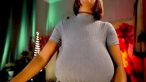 Nikita - Scroll down and read my bio please. New Pictures in Bio online show from February 2025 06:36:01 AM