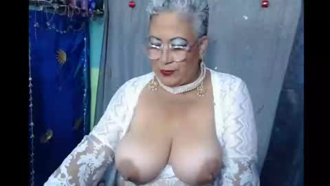 Snapshot of marilincarolina chatting on January 2025 09:29:02 PM Marilin carolina online show from January 2025 09:29:02 PM
