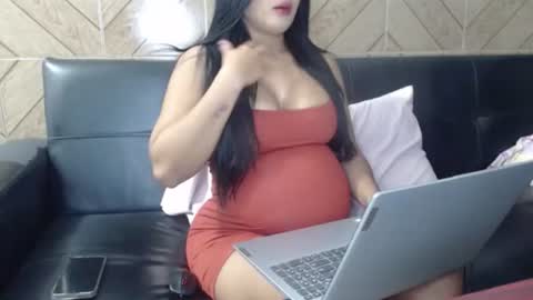 Mari Luz online show from October 2025 08:50:02 PM