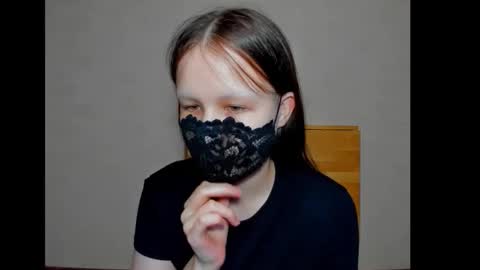 Dita online show from October 2025 06:08:02 PM