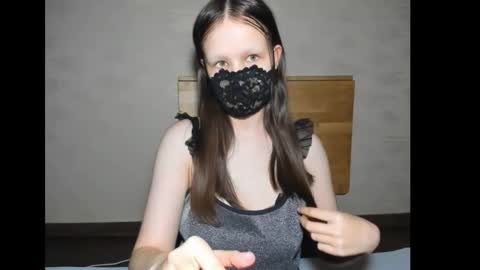 Dita online show from October 2025 07:21:02 PM