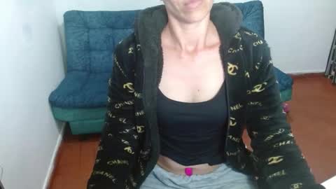 Snapshot of marilyn_xxxx chatting on November 2025 09:36:01 PM Marilyn online show from November 2025 09:36:01 PM