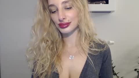 MarilynDevilish online show from December 2024 09:49:02 PM