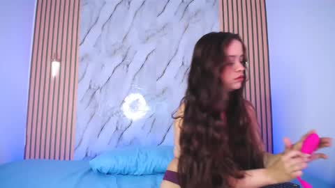 Marinella16 online show from October 2025 01:55:02 PM