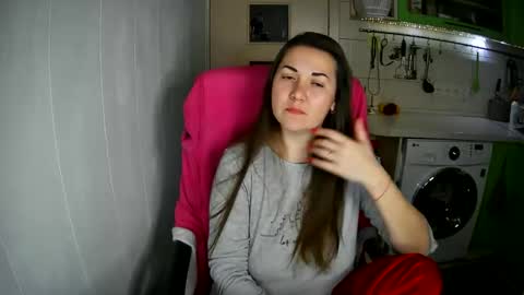 MarinettaQhot online show from December 2024 11:42:02 PM