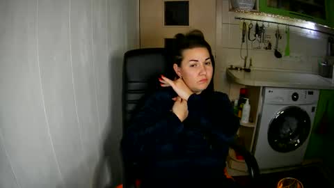 MarinettaQhot online show from December 2024 01:01:02 AM