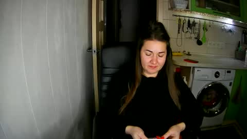 MarinettaQhot online show from December 2024 04:32:01 PM