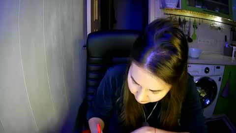 MarinettaQhot online show from December 2024 08:15:01 PM