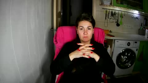 MarinettaQhot online show from January 2025 04:00:01 AM