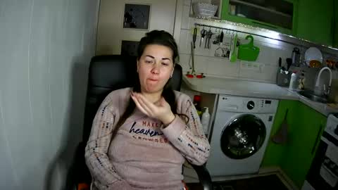 MarinettaQhot online show from February 2025 10:30:02 PM