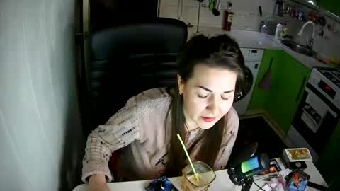 MarinettaQhot online show from February 2025 08:43:02 PM