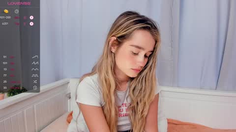 Alivia. online show from December 2024 12:36:01 PM