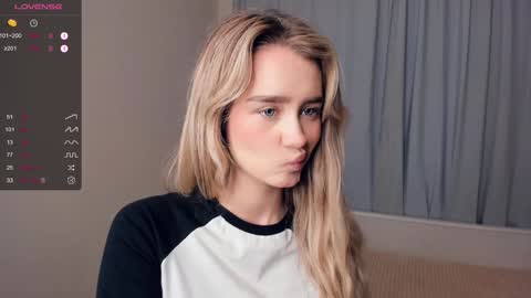 Alivia. online show from December 2024 06:10:02 AM