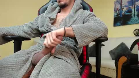 marioslim online show from December 2024 11:50:02 AM