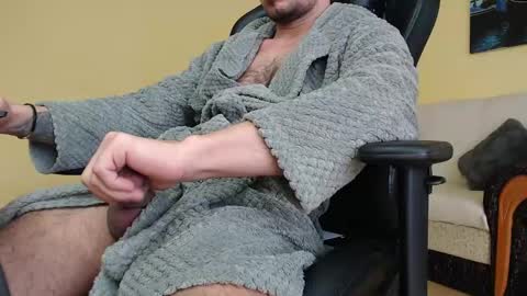 marioslim online show from January 2025 12:10:01 PM