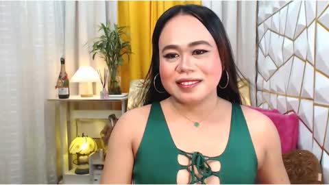 Snapshot of mariposa_911 chatting on March 2025 02:48:01 AM LEAH online show from March 2025 02:48:01 AM