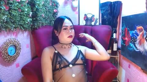 Snapshot of mariposa_911 chatting on March 2025 03:45:01 AM LEAH online show from March 2025 03:45:01 AM