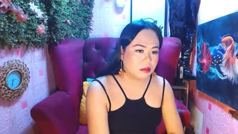 Snapshot of mariposa_911 chatting on September 2025 12:15:01 PM LEAH online show from September 2025 12:15:01 PM