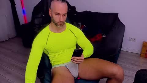 MarisMuscle online show from December 2024 07:13:02 AM