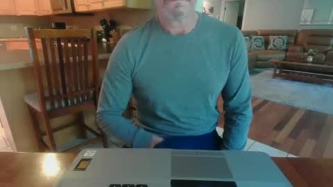 Mark online show from October 2025 02:47:02 PM