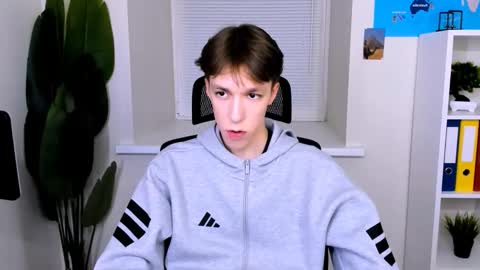 Mark online show from October 2025 03:33:02 PM