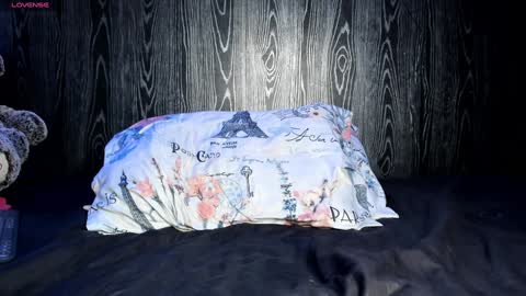 Snapshot of mark_buffet02 chatting on January 2025 05:24:02 PM Mark Buffet online show from January 2025 05:24:02 PM