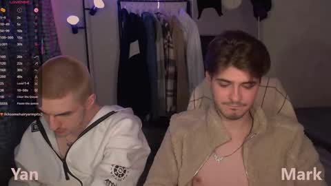 Snapshot of mark_sun chatting on November 2025 03:34:02 PM Mark online show from November 2025 03:34:02 PM